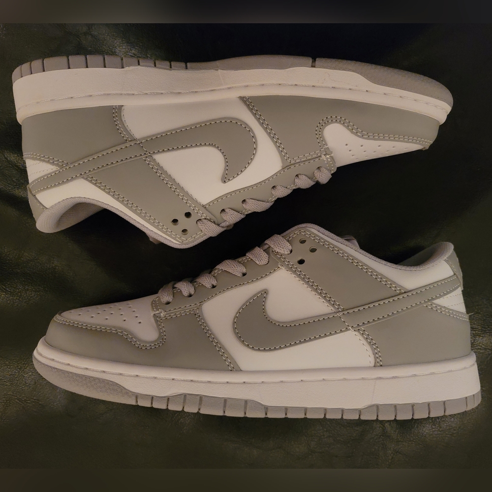 Nike Women's Shoes in Gray and White